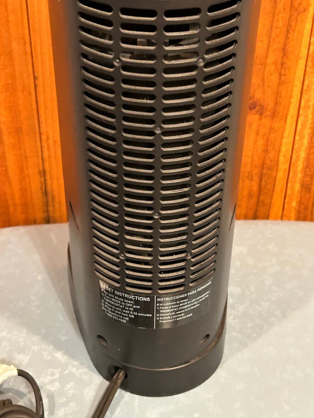Lasko 16" Oscillating Ceramic Tower Space Heater (1500W) - Excellent Condition